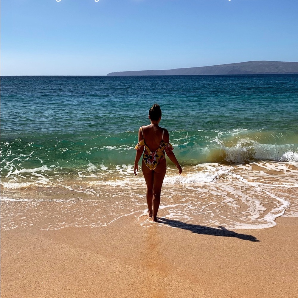 Meet your Posher, Sabina